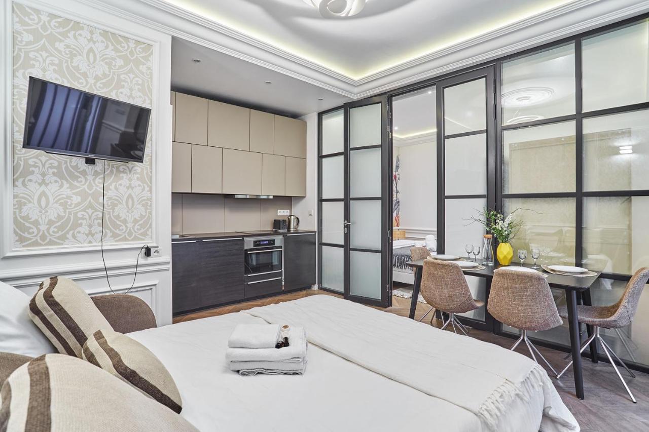 Apartment Louvre Museum By Studio Prestige 巴黎 外观 照片