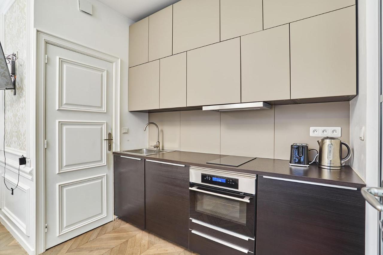 Apartment Louvre Museum By Studio Prestige 巴黎 外观 照片