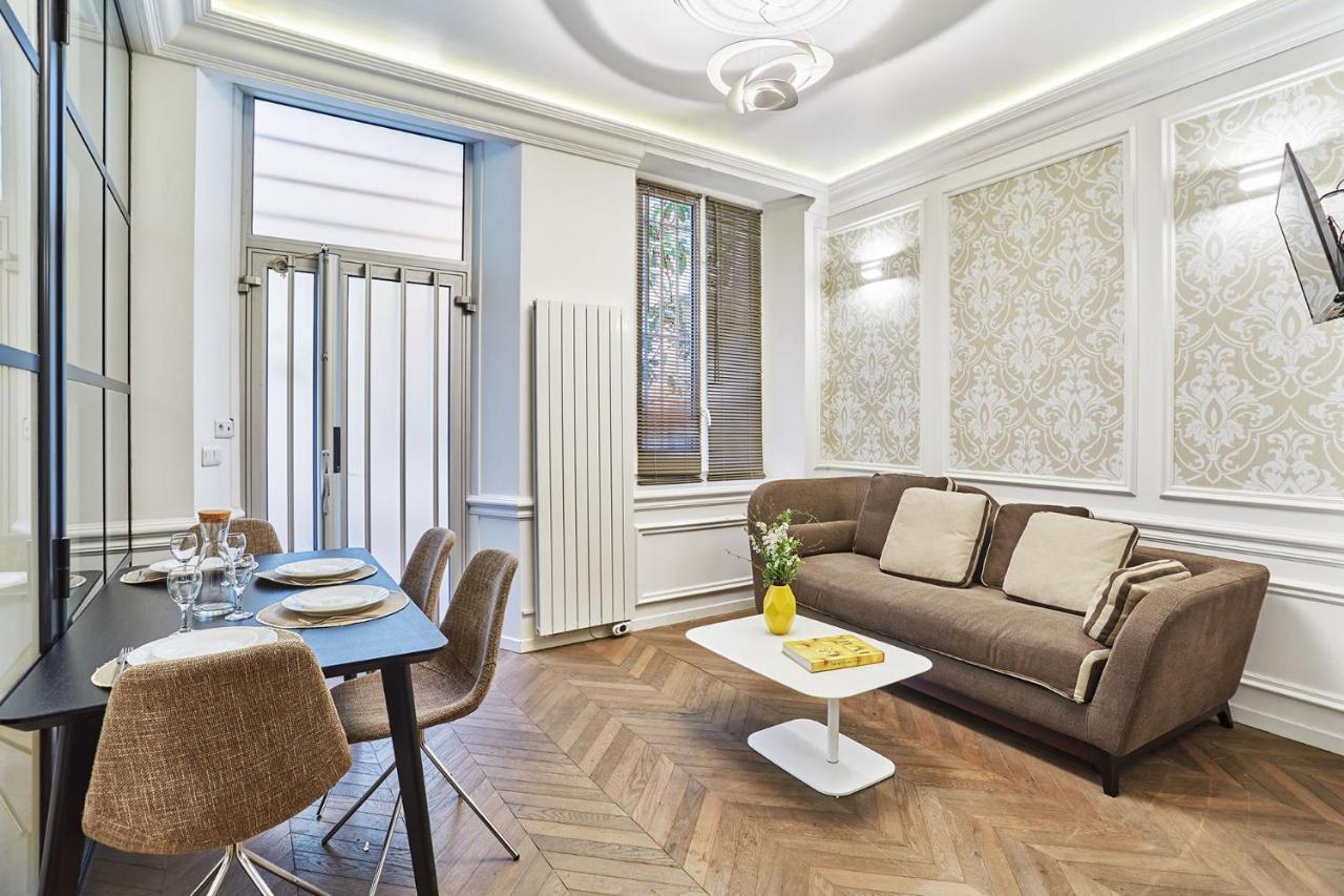 Apartment Louvre Museum By Studio Prestige 巴黎 外观 照片