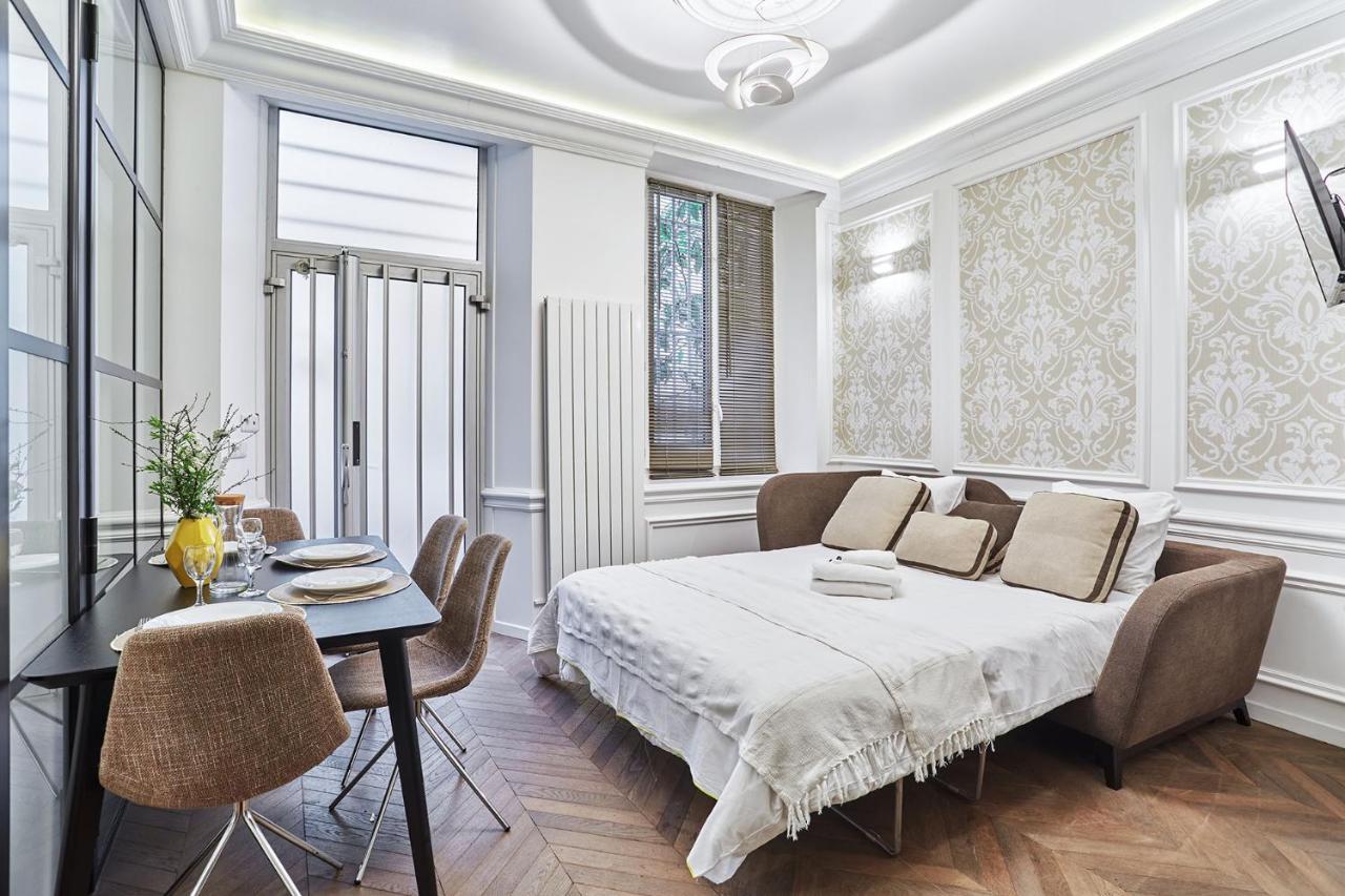 Apartment Louvre Museum By Studio Prestige 巴黎 外观 照片